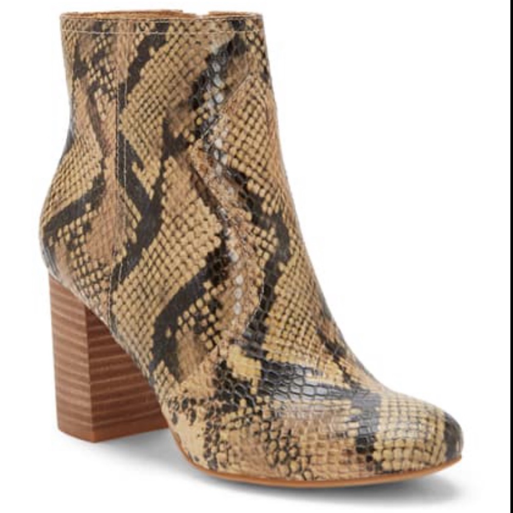 Lucky Brand Sheirin ankle boots (9)